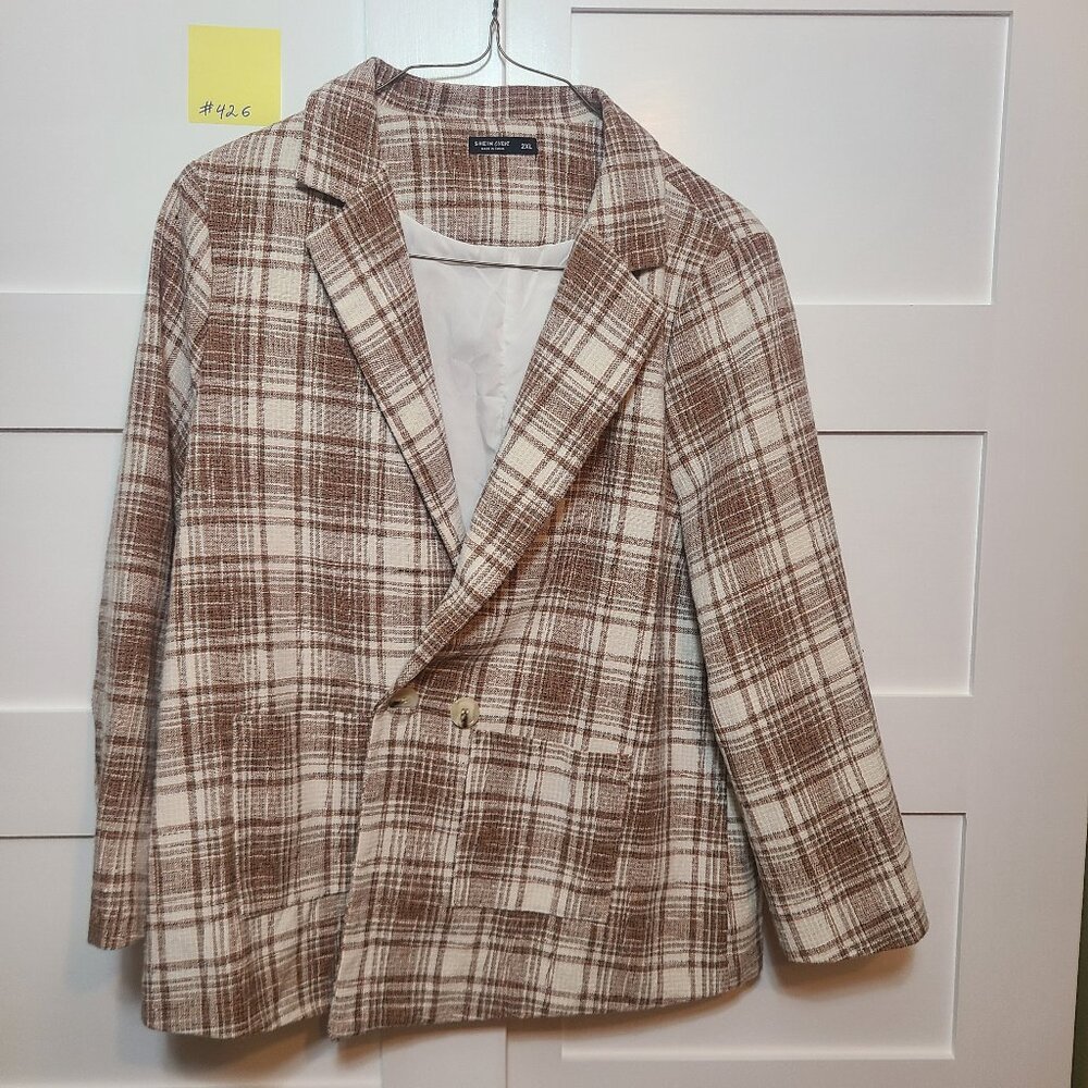 Women’s Tan and Cream Blazer /Jacket Sz. 2XL - Preowned